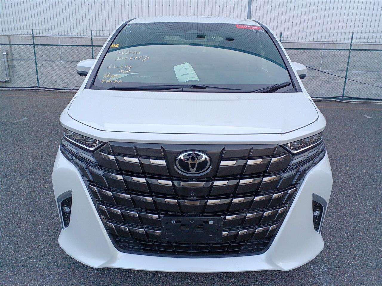 2023 Toyota Alphard