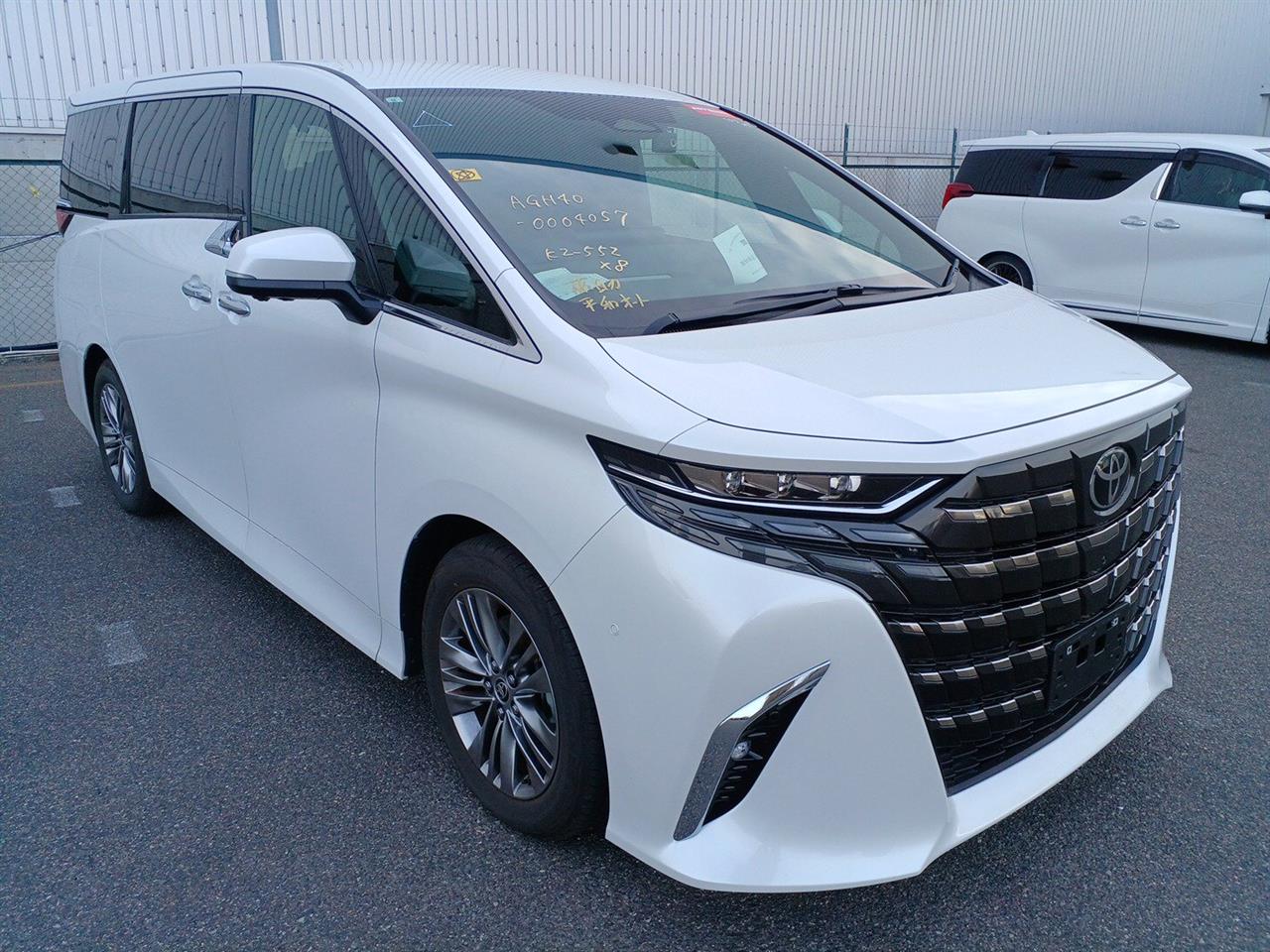 2023 Toyota Alphard