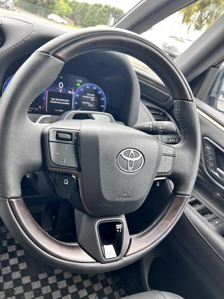 2023 Toyota Vellfire