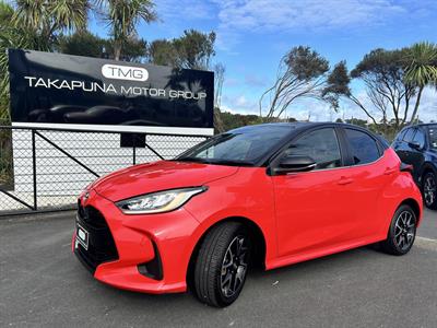 2020 Toyota Yaris - Thumbnail