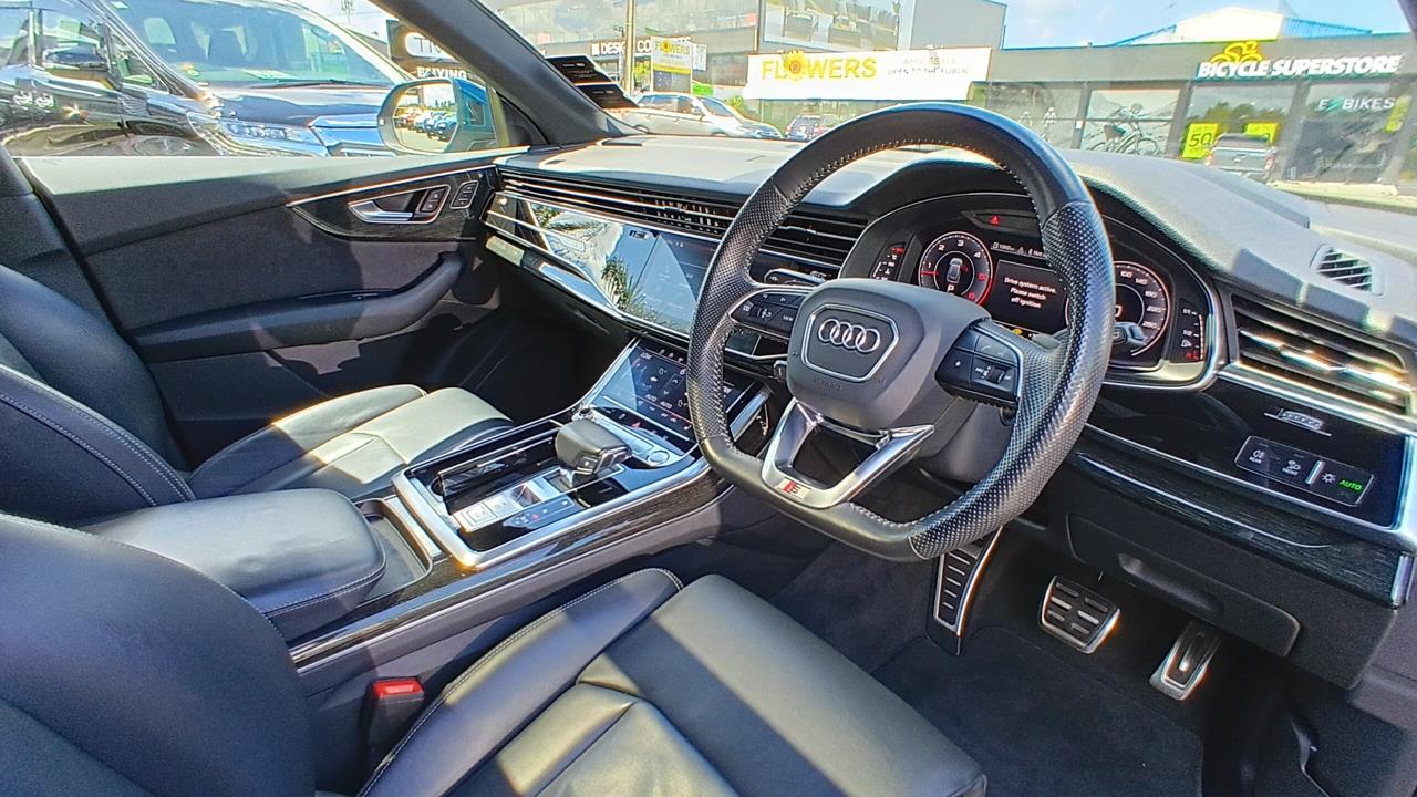 2018 Audi Q8