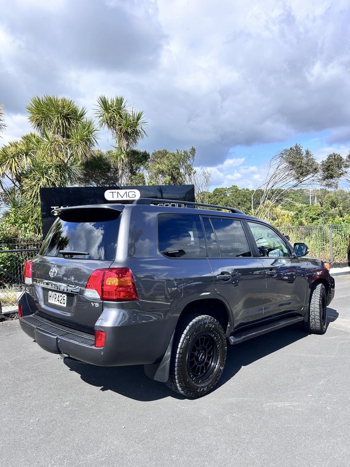 2015 Toyota LandCruiser