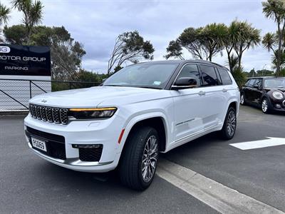 2022 Jeep Grand Cherokee - Thumbnail